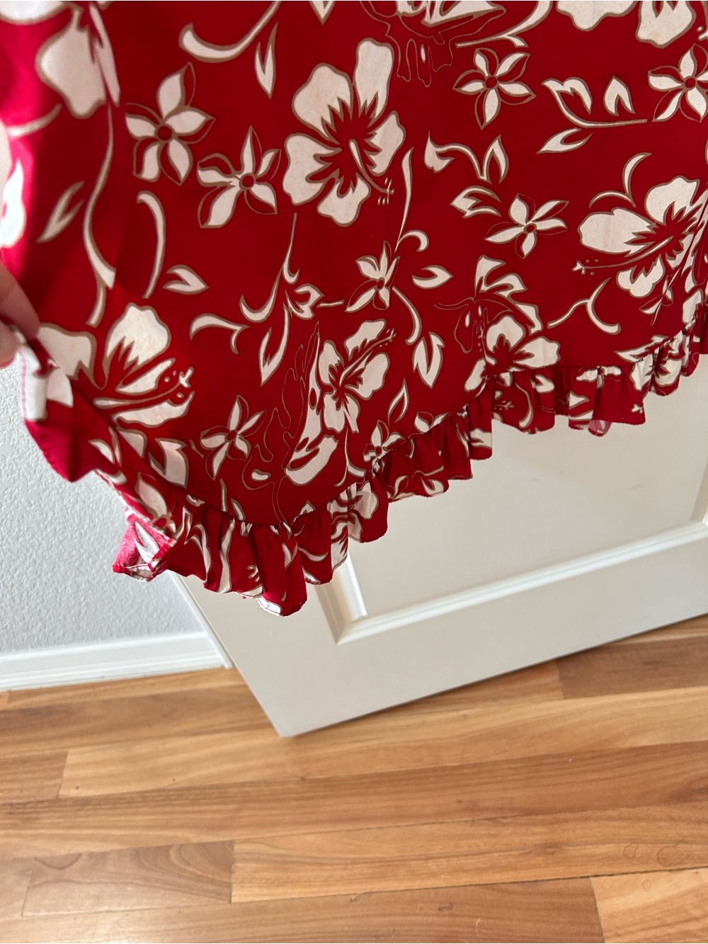 Hilo Hattie The Hawaiian Original Muumuu bold red hibiscus print dress. Ruffles - Picture 3 of 8